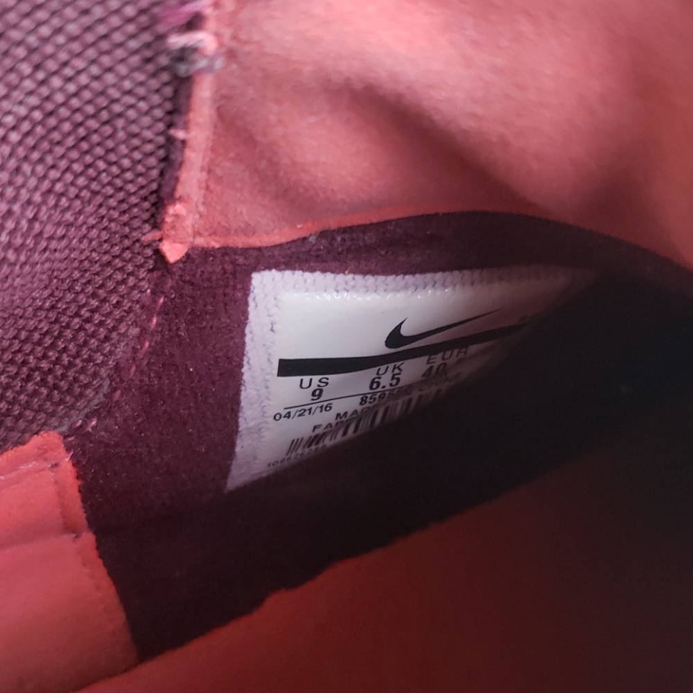 Nike Women’s Maroon Slip-On Sneakers with White Sole - Picture 6 of 8